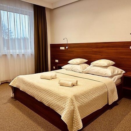 Hotel Rubin Stara Blotnica Kültér fotó