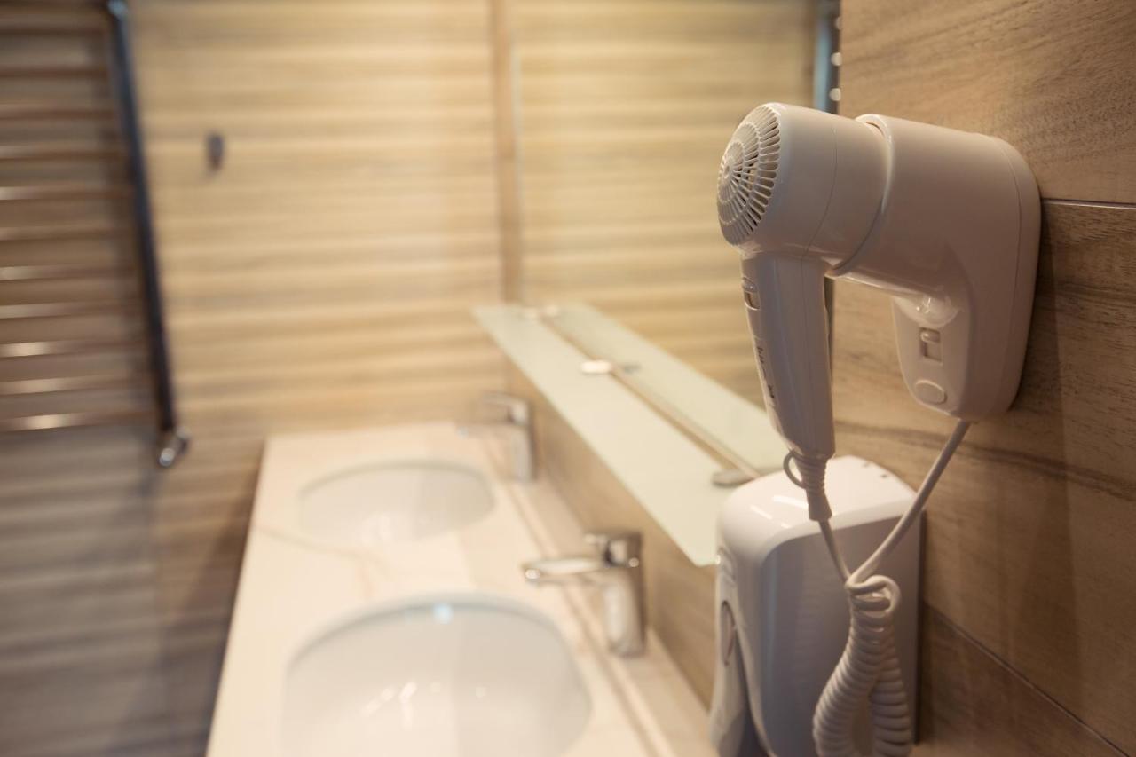 Hotel Rubin Stara Blotnica Kültér fotó