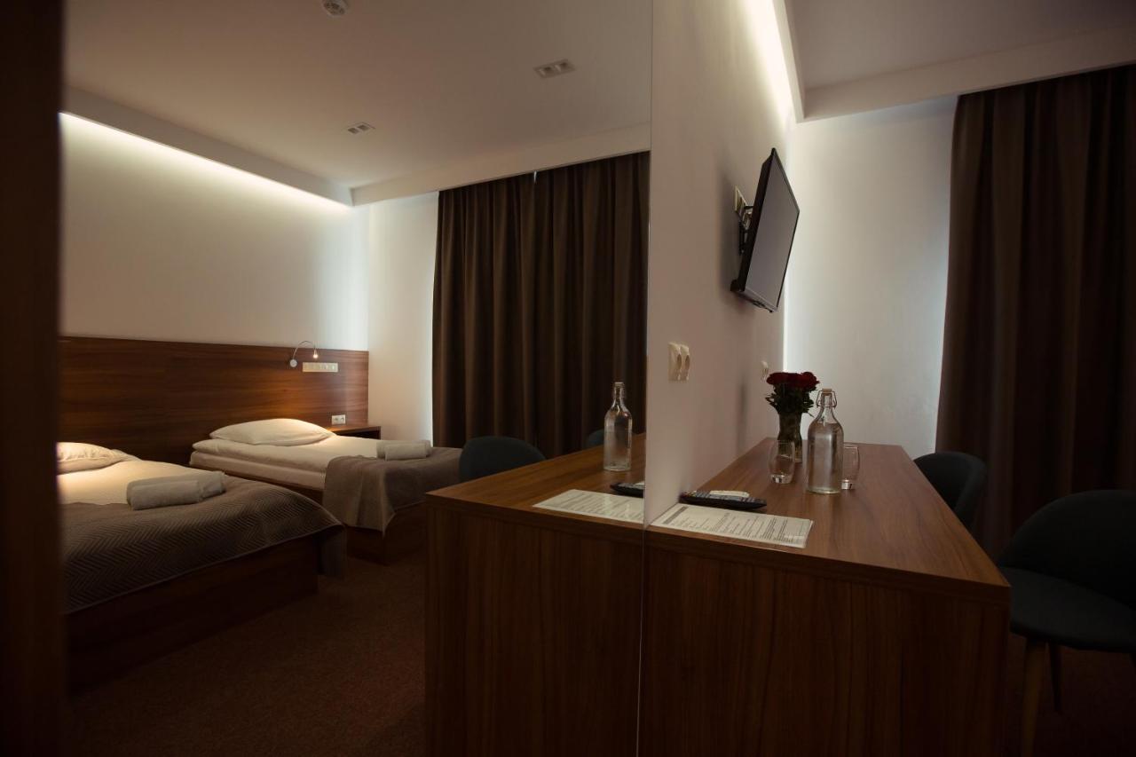 Hotel Rubin Stara Blotnica Kültér fotó